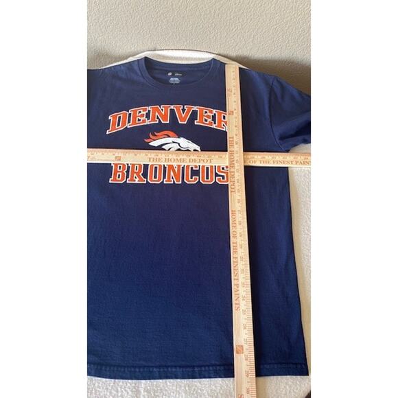 Denver Broncos Logo Men's Large Short Sleeve Shirt Navy Blue NFL Team Apparel - Picture 6 of 8